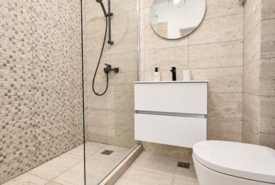 Apartament cu 2 bai si amenajare speciala, aproape de plaja - 10