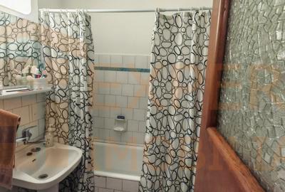 Apartament 2 camere, situat in zona Dacia - Biserica Alba - 8