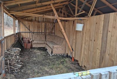 Casute vacanta cu teren 5600m2 - 6