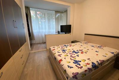 Decomandat, loc parcare, zona Grivitei, Brasov - 1