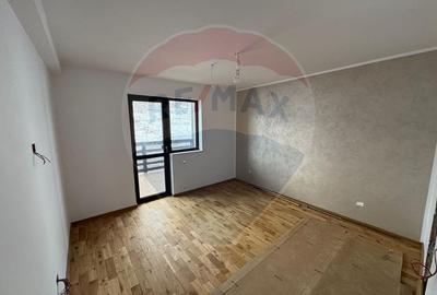 Casa  si  teren zona Balaurul - 18