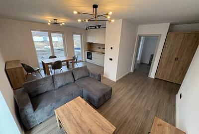 Apartament cu 3 camere decomandat, mobilat în Iris