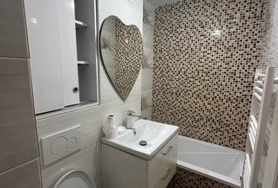 Apartament cu 3 camere, etaj 2/4, zona Mircea cel Batran - 6