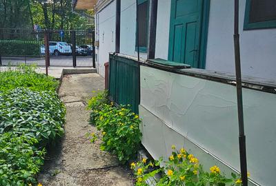 Vanzare locatie cu potential, casa si curte, zona Onix. - 4