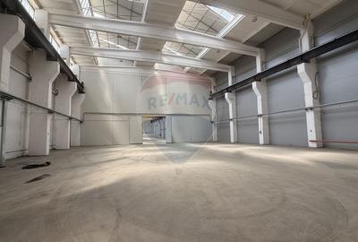 Spațiu industrial, de 1,650 mp, în Exterior Nord
