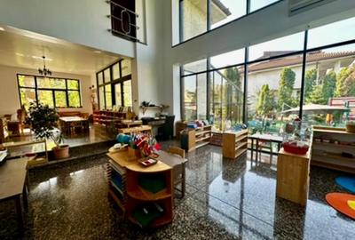 Vilă individuală 17 camere, 850 mp teren | Grădiniță / clinică | Iancu Nicolae - 1