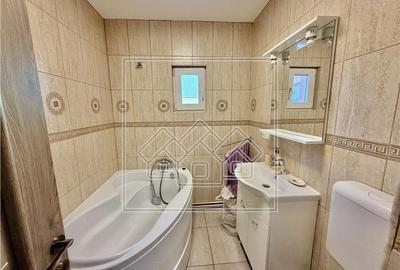 Apartament 4 camere de inchiriat, mobilat si utilat, Vasile Aaron - 8