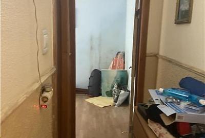 Apartament 2 camere , zona centrala b- dul Brailei , et 1 3 , decomandat , 50 mp - 5