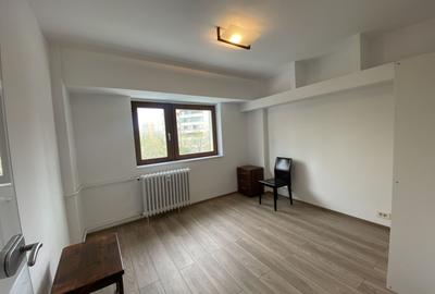 Apartament de închiriat 5 camere birou ideal firmă - 11