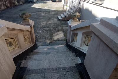 Corp casa deosebit, Serban Voda - Unirii- Biserica Sf Spiridon - 4