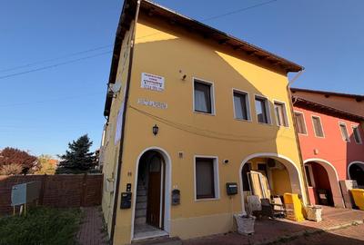 Apartament cu 3 camere decomandat, mobilat în Dumbrăvița