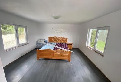 Casă individuală cu 4 camere în Colibița