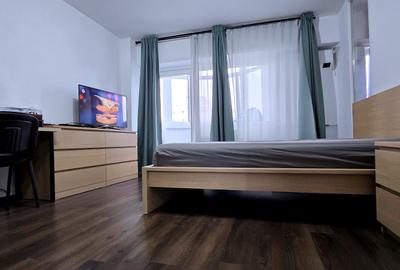 Garsonieră decomandată, mobilată în Titan