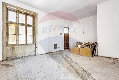 Apartament spatios de vanzare in Palatul Neuman, ultracentral. - 6