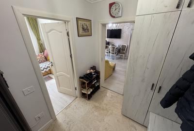 Apartament 2 camere renovat zona Tomis Mall - 12