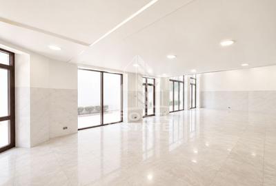 De vanzare spatiu zona Neptun pentru horeca, clinica, showroom, banca - 1