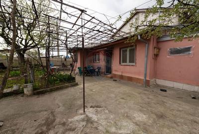 Casă de vânzare si teren 266mp în zona Giulesti - 1