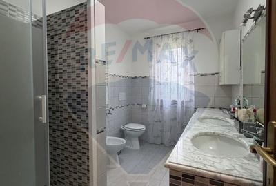 Casă cu 5 camere de vanzare (P+M) in comuna Bolotesti si teren 6266 mp - 7