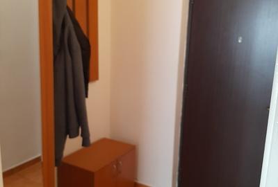 Drumul Taberei - Metrou Favorit langa bloc, 32 mp., 4/10. - 6