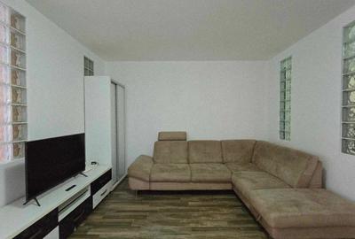 Ap 3 cam de închiriat str Grigore Moisil/ Nufărul Plaza – AP0554 - 1