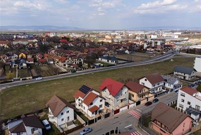 Casă individuală cu 5 camere în Central