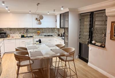 Vilă deosebită în Bucium | Living spectaculos 69 mp | Arhitectură unică - 1