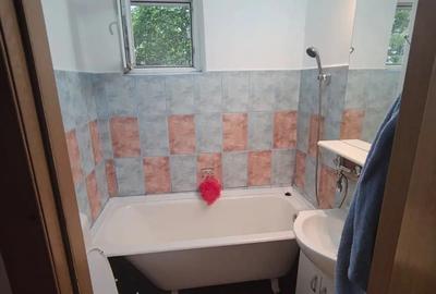 Apartament 2 camere, etajul 1/4, zona Podu Ros - 4