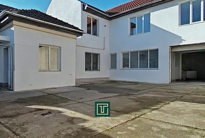 Clădire cu 10 camere în Aradul Nou – ideală pentru investiție/afaceri - 1