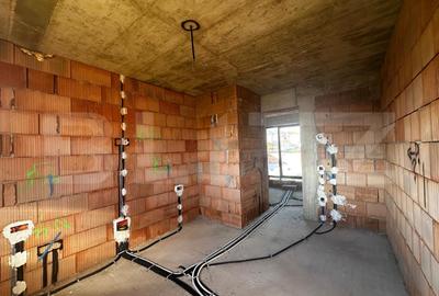 Casă cu terasă panoramică și proiect premium în Corușu - 4