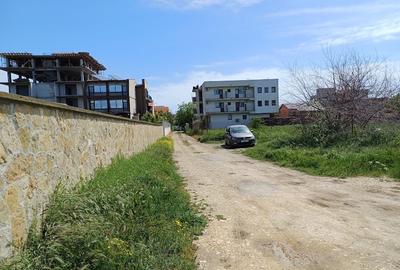 Vand teren in Mamaia Sat. Navodari. Parcelabil in doua loturi. Pret negociabil. - 12