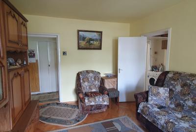 DE VANZARE AP 3 CAMERE CALEA BUCURESTI - 3
