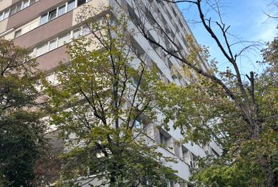 Metrou GORJULUI, reabilitat termic,apartment curat in inima cartierului MILITARI - 1