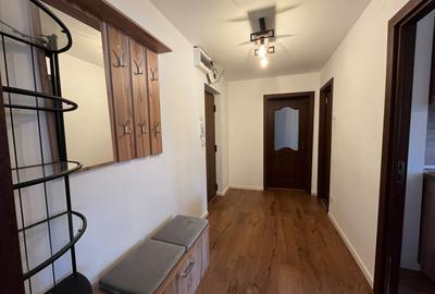 Apartament 2 Camere , Piața  Victoriei - 13