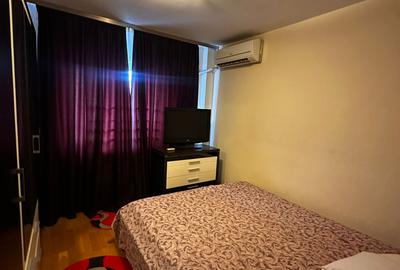 Apartament cu 3 camere decomandat, etajul 2/4, zona Baza 3 - 2