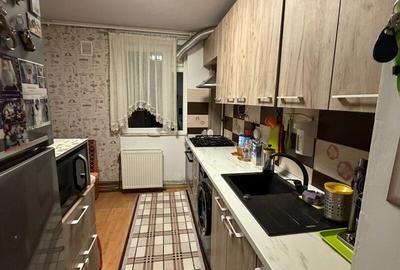 1 Decembrie 1918, metrou 10 min., Ozana str. Fetesti - 1