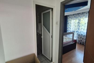 Ap decomandat 4 camere , 2 bai si 2 balcoane-zona Colentina bloc 1986 - 19