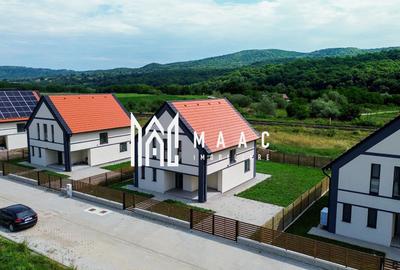 Casă individuală cu 4 camere în Central