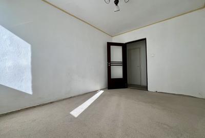 Apartament 3 camere, decomandat, 70 mp utili - zona Sagului - 7