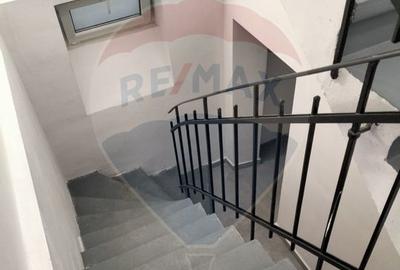 Spațiu de birouri central - Vilă 323 mp - Ideal sediu firmă / clinica - 22