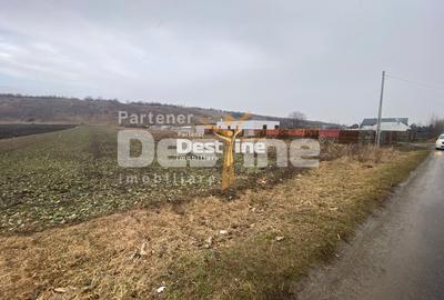 Teren Construcții intravilan de 3200 mp, în Girov