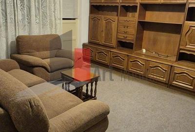 Apartament cu 3 camere semidecomandat în Drumul Taberei