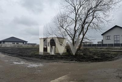 Teren intravilan construibil, utilități complete Str. Cetății - Comision 0 - 16