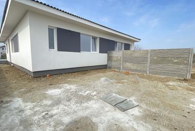 Duplex pe parter de vanzare in Bucovat - 23