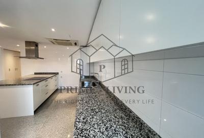 Apartament cu 4 camere decomandat, mobilat în Kiseleff