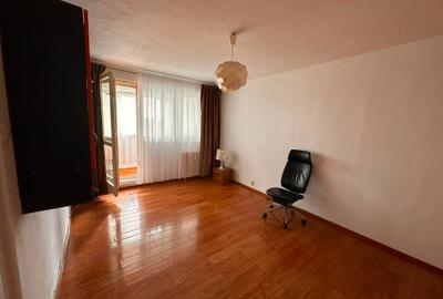 Doua camere decomandat Mihai Bravu VAV Victor BAbes - 5