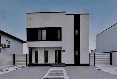 Casă cu 5 camere în Berceni