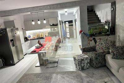 Duplex cu 4 camere în Șelimbăr