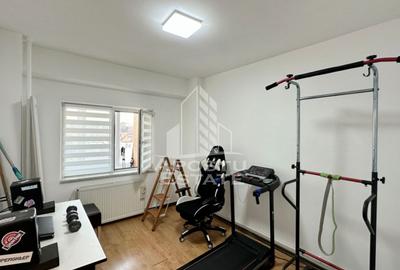 Apartament de vanzare cu 3 camere si garaj, etajul 1,  Aradului - 9