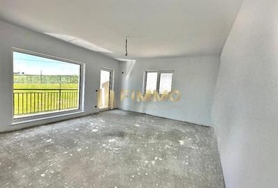 Apartament cu 2 camere semidecomandat în Est
