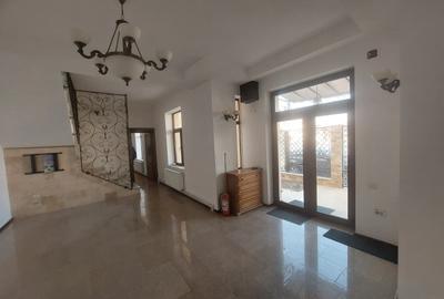 Tomis II, imobil 7camere, ideal sediu firmă / activități de birouri - 13